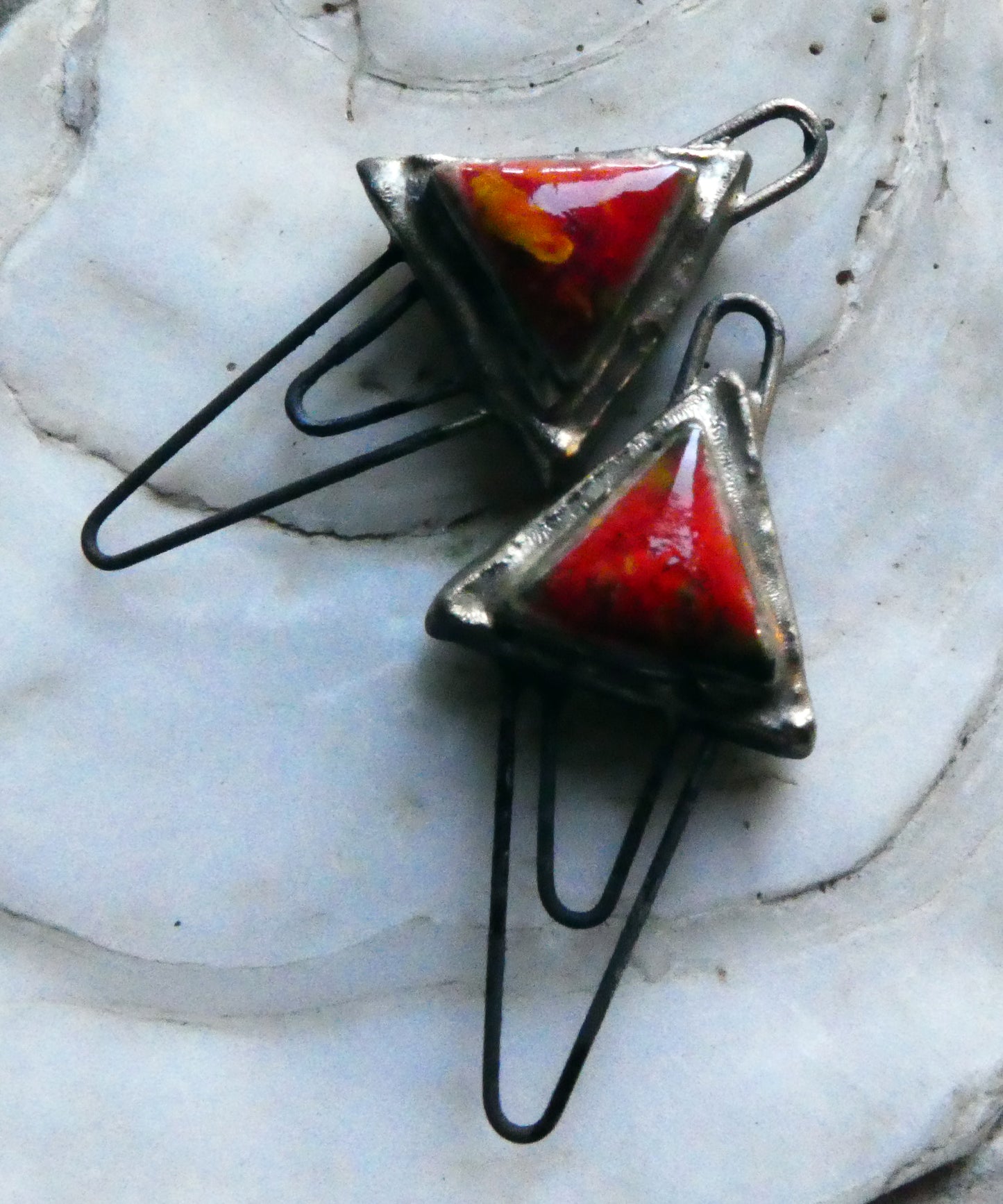 Ceramic Moulded Triangle Double Hoop Connectors- Firecracker