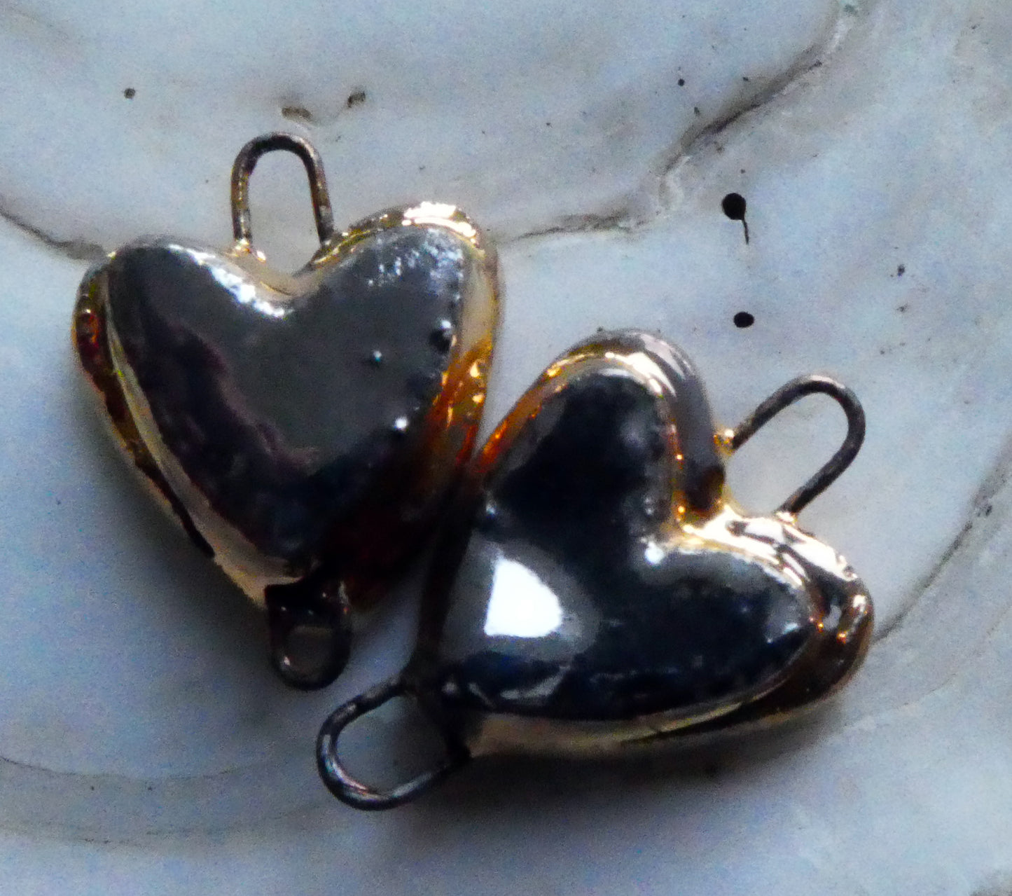 Ceramic Moulded Heart Connectors -Platinum and Gold