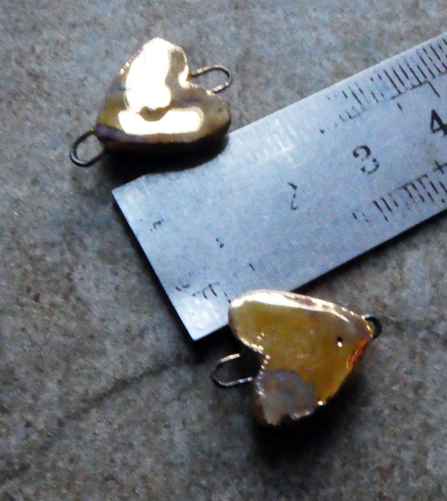 Ceramic Moulded Heart Connectors -Platinum and Gold