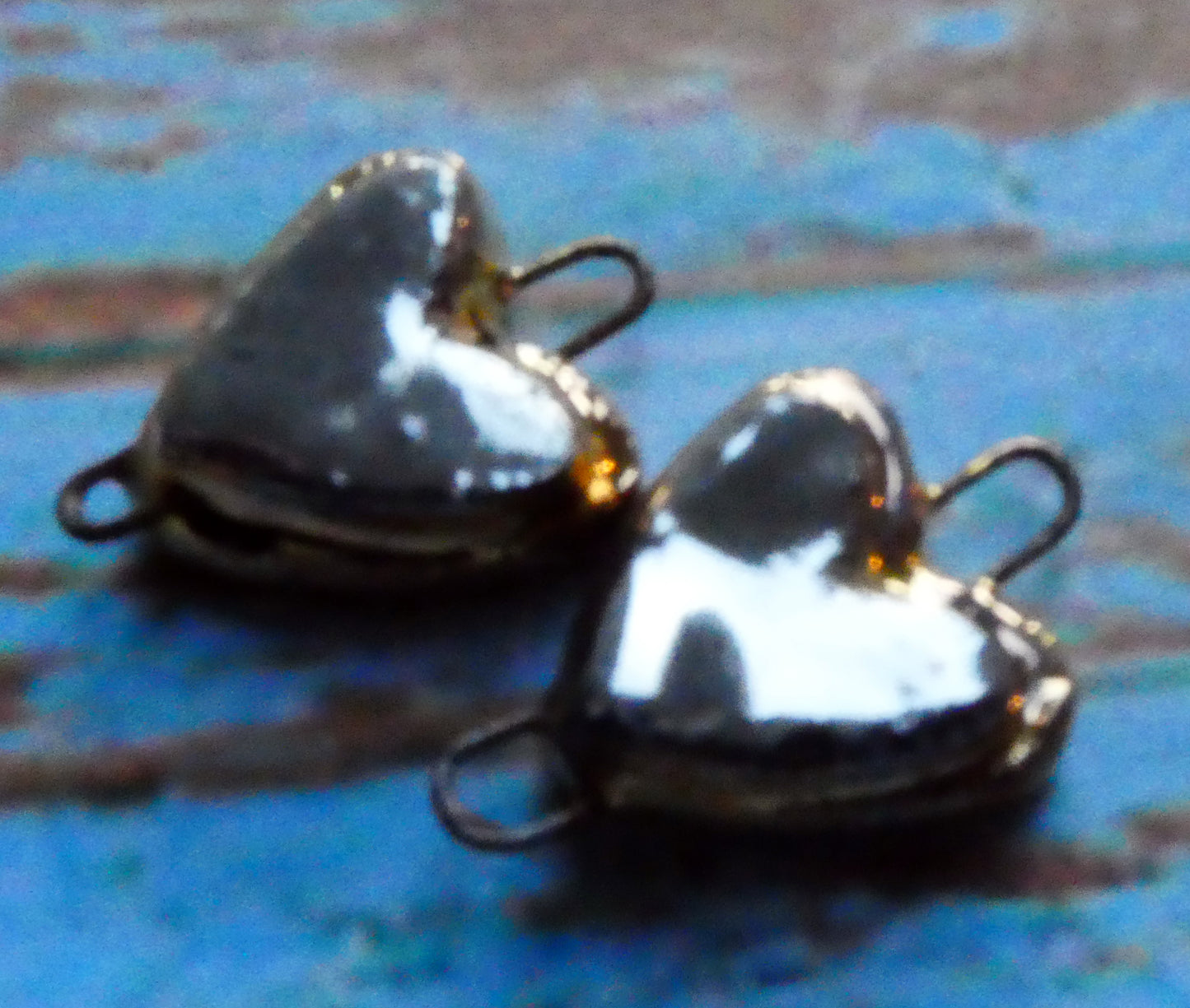 Ceramic Moulded Heart Connectors -Platinum and Gold