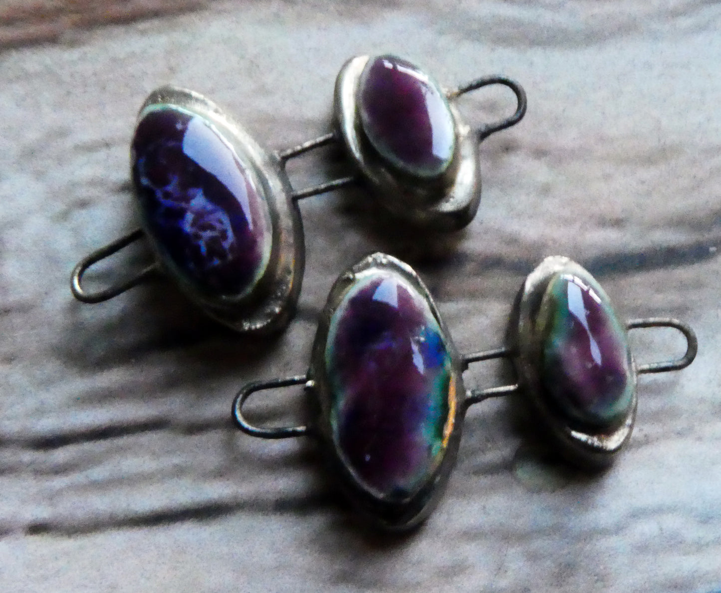 Ceramic Little Moulded Double Oval Connectors - Plum Jelly