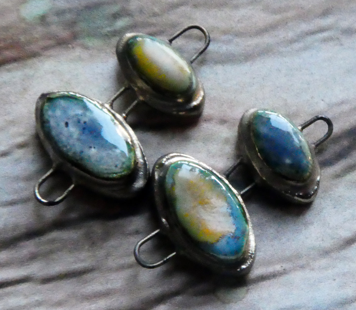 Ceramic Little Moulded Double Oval Connectors -Outer Space