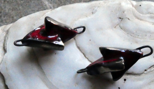 Ceramic Interconnected Triangle Connectors- Red