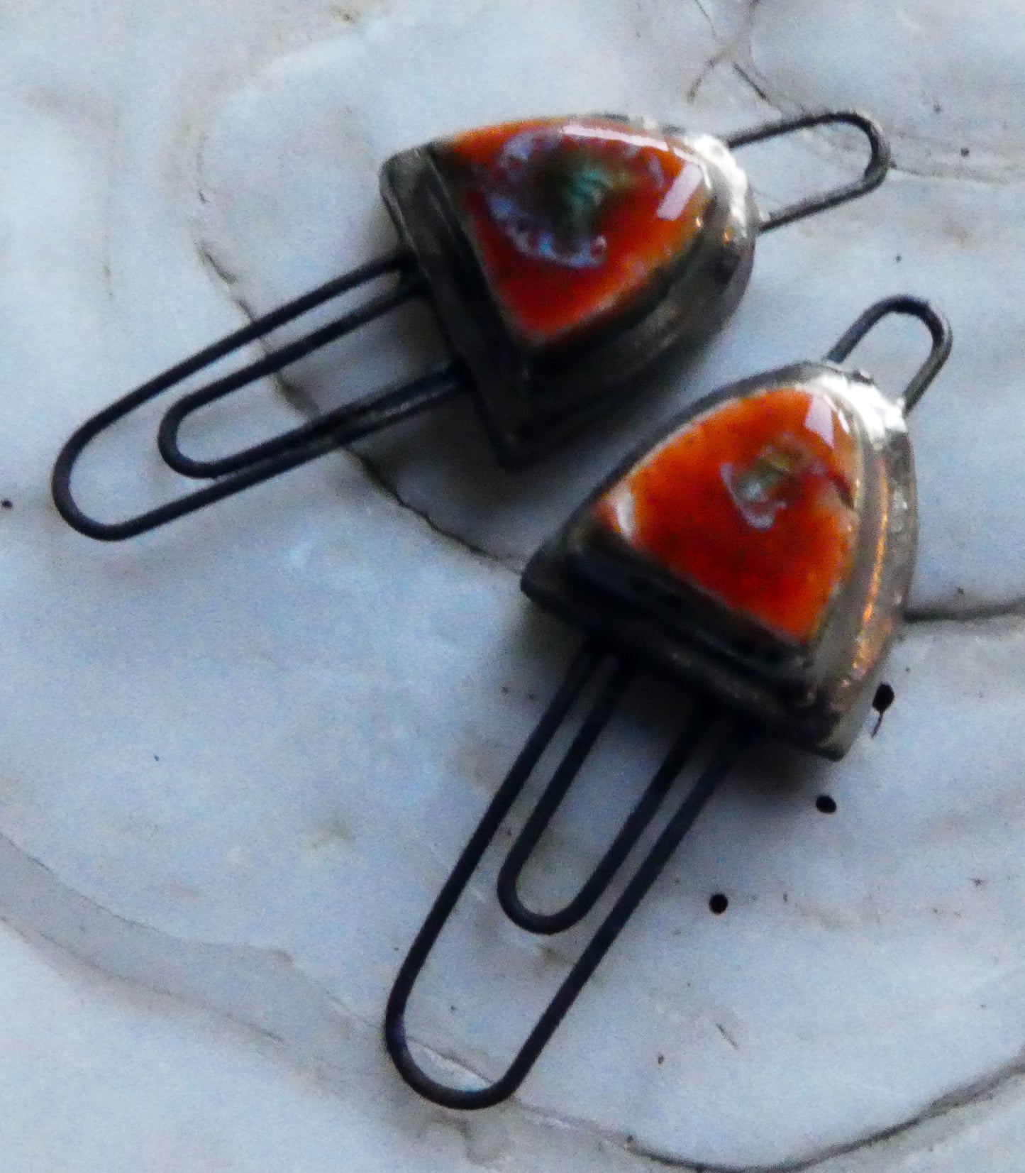 Ceramic Moulded Half Oval Double Hoop Connectors-Vermillion Sunburst