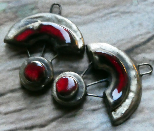 Ceramic Moulded Scoop and Disc Charms -Red