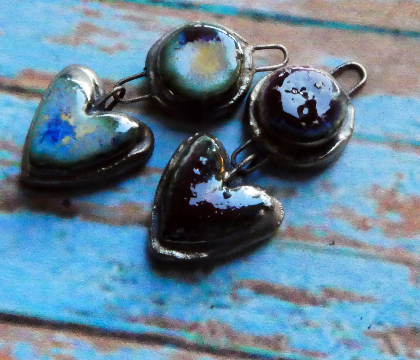 Ceramic Moulded Disc and Heart Dangles - Sailors Delight