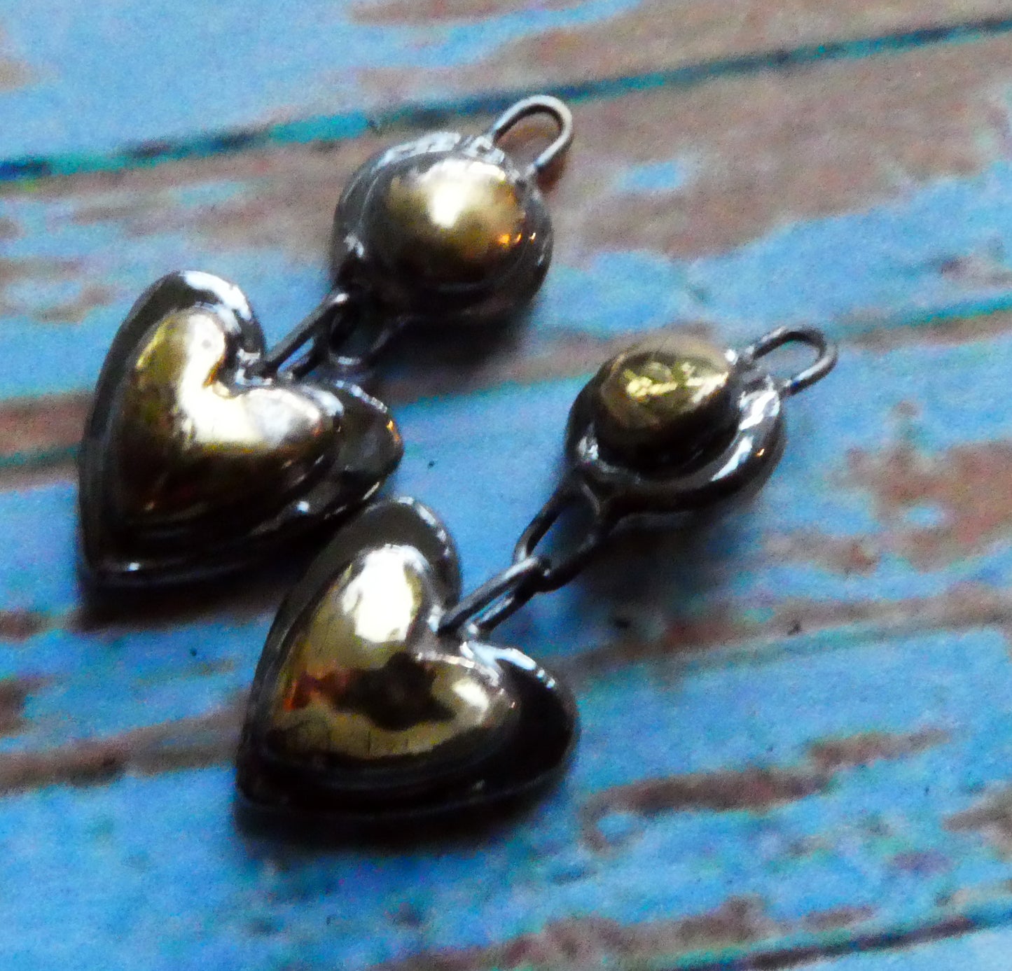 Ceramic Moulded Disc and Heart Dangles - Platinum and Gold #2