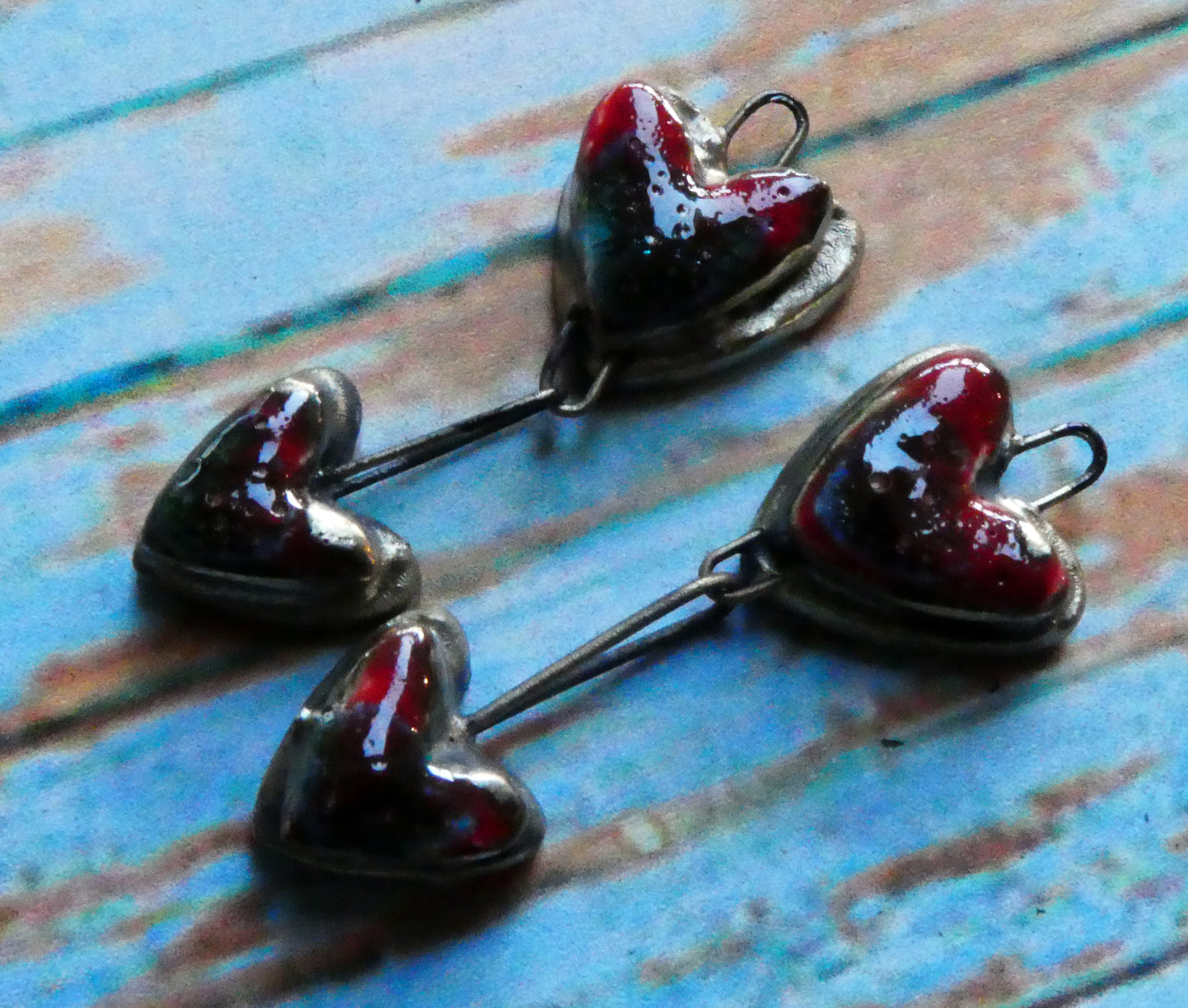 Ceramic Moulded Double Heart Dangles - Ladybird