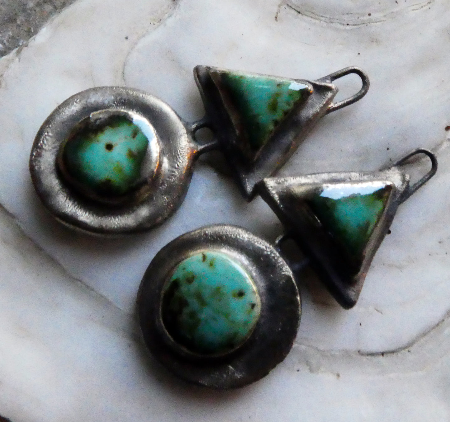 Ceramic Moulded Mixed Shape Charms - Blue Guppy