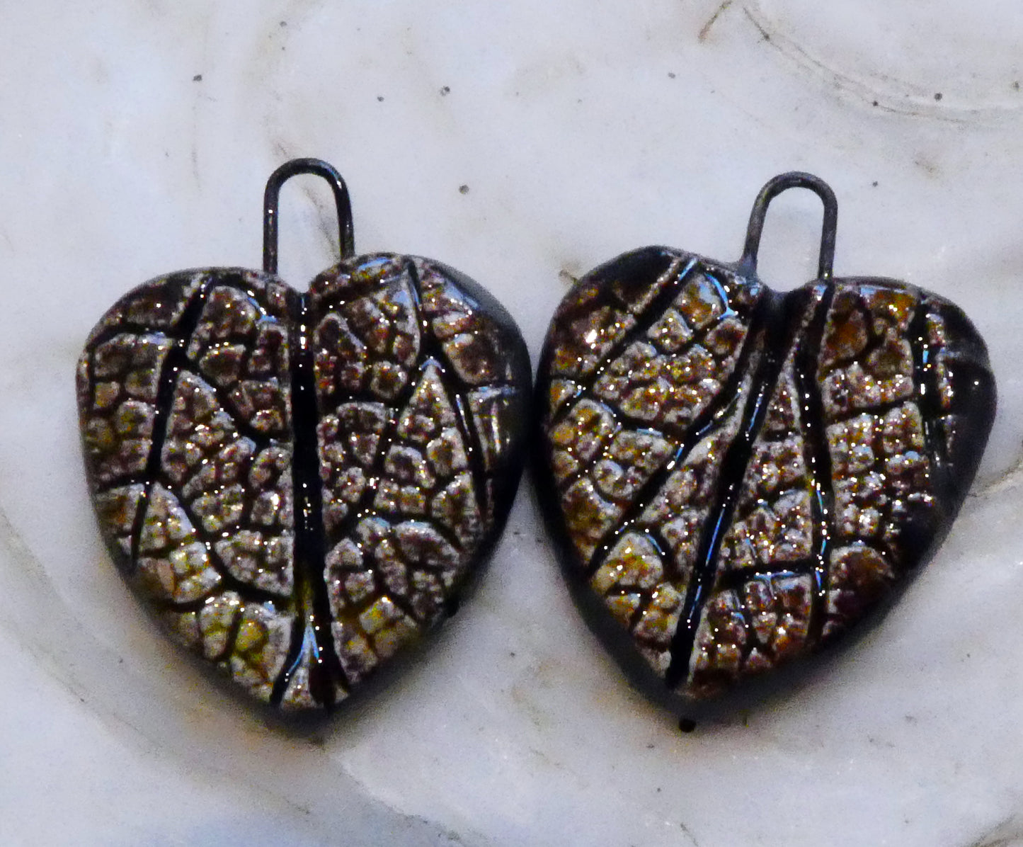 Ceramic Leaf Hearts - Dune