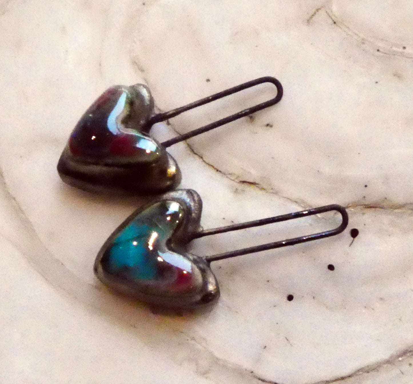 Ceramic Little Moulded Heart Dangles- Berry Good