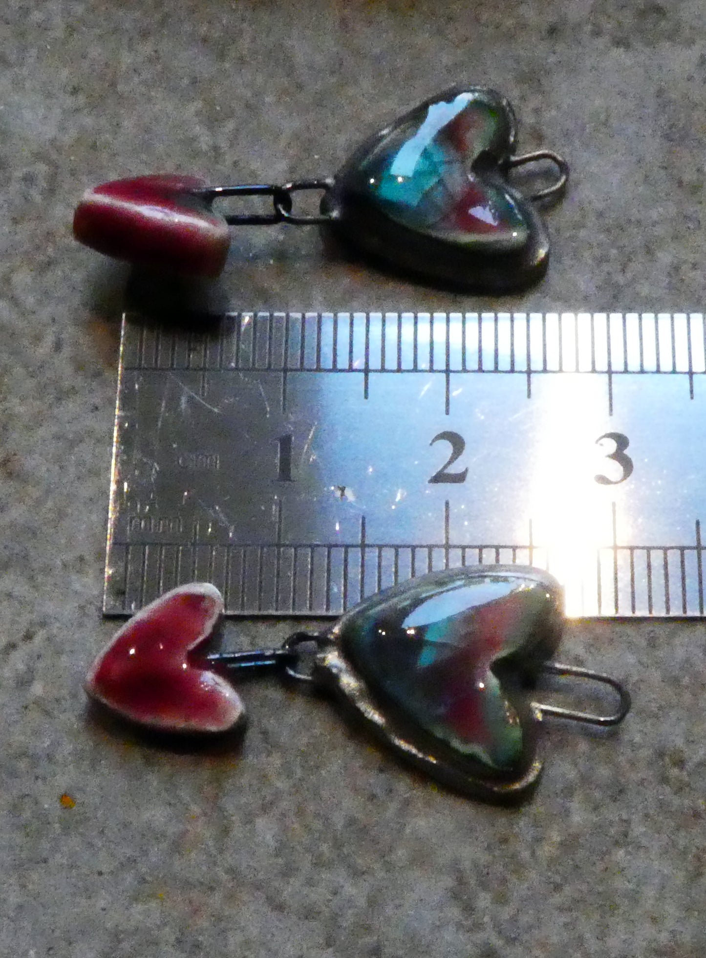 Ceramic Moulded Double Heart Dangles - Berry Good