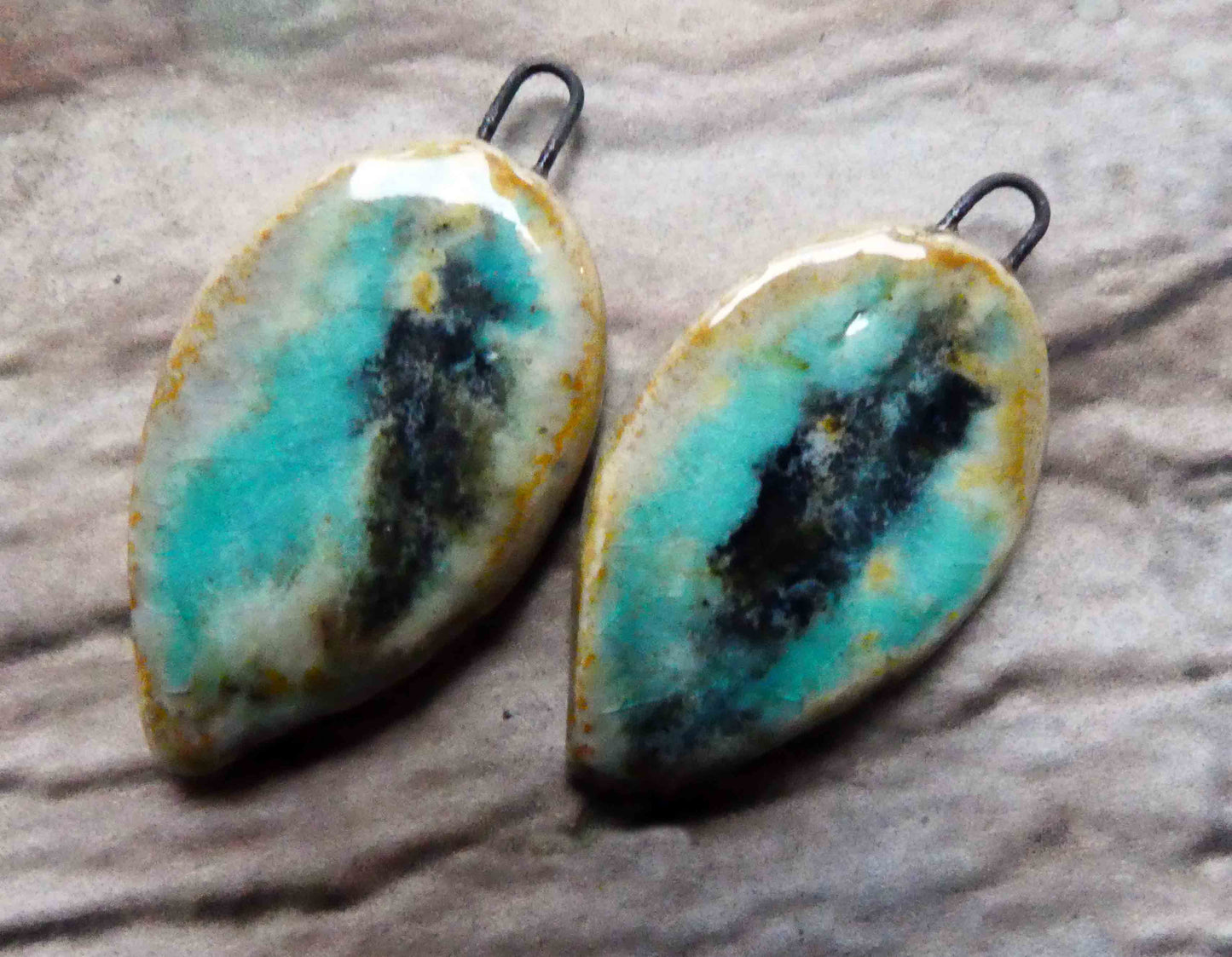 Ceramic Mixed Glaze Leaf Charms #4