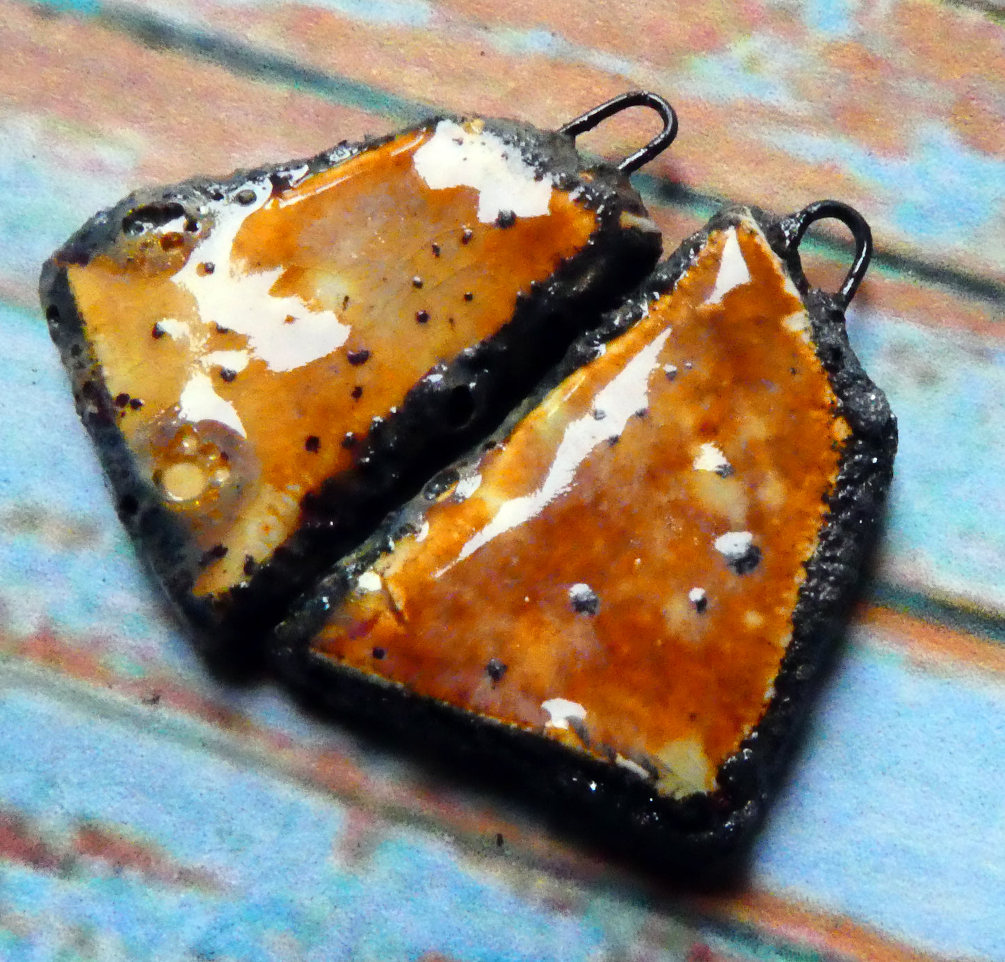 Ceramic Chunky Spangle Edged Charms - Amber Ash