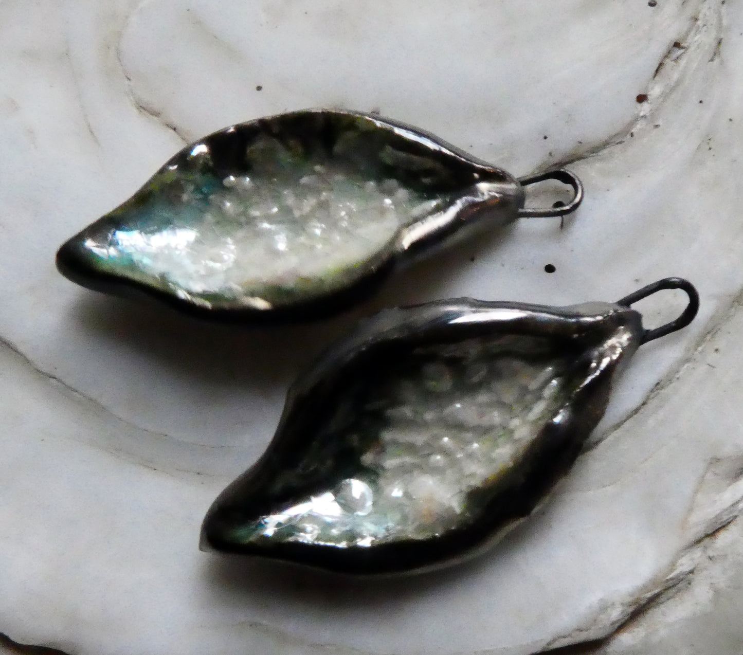 Ceramic Lustrous Scoop Charms -Diamond Crackle