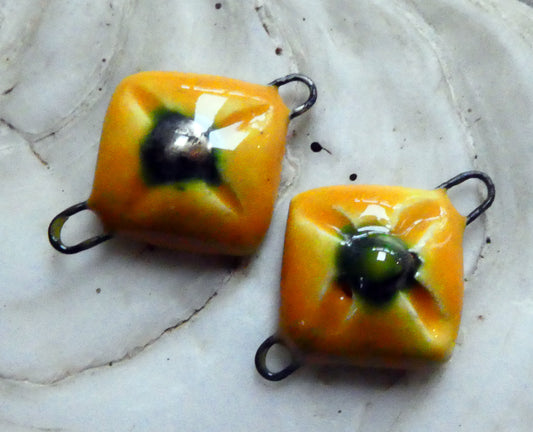 Ceramic Cushion Connectors -Yellow