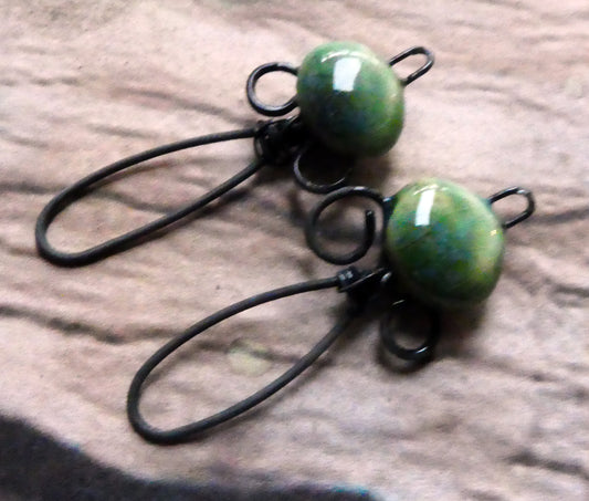 Ceramic Wiry Hoop Connectors -Rockpool