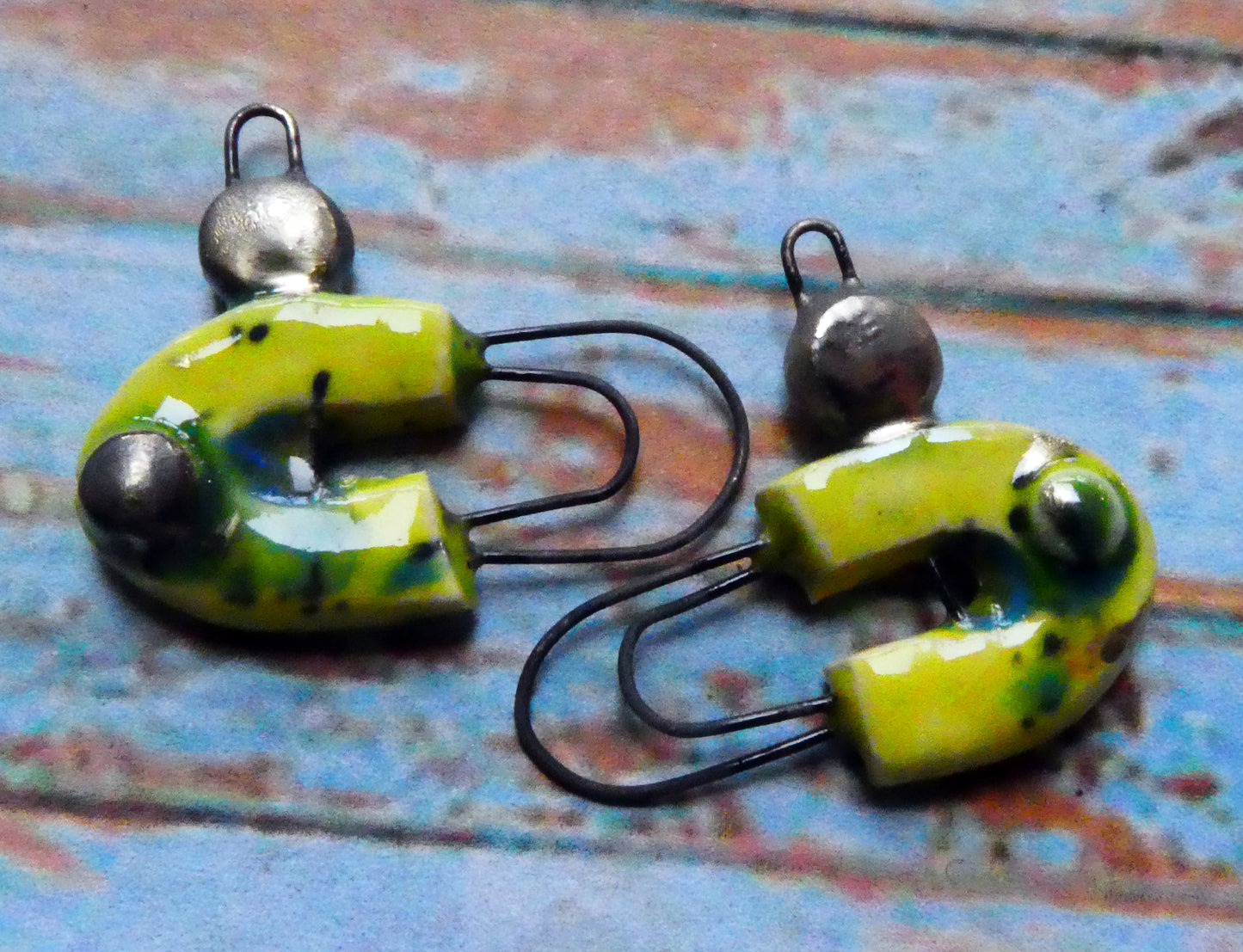 Ceramic Two Hoop Curved Connectors -Mardi Gras