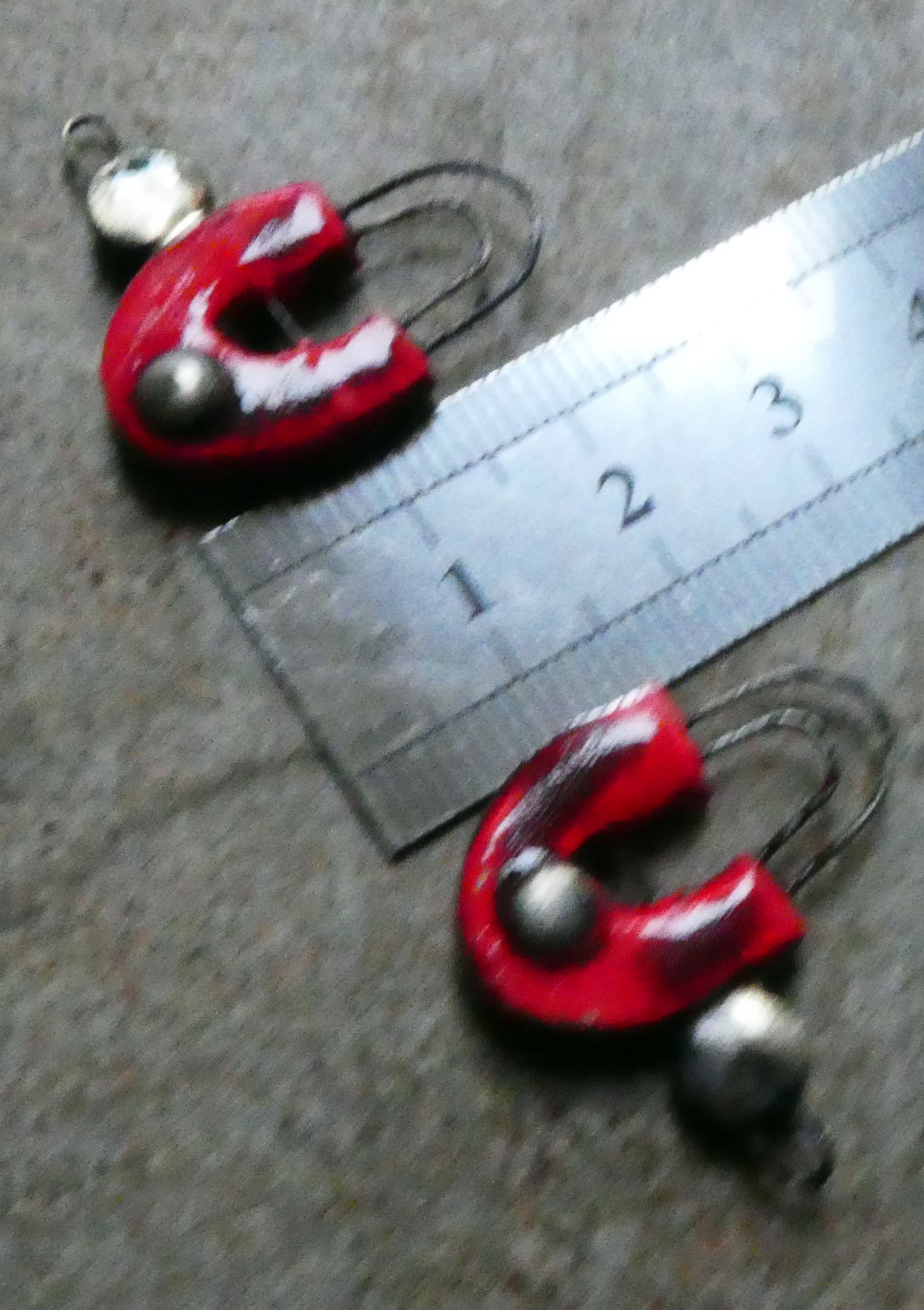 Ceramic Two Hoop Curved Connectors -Radstock Red