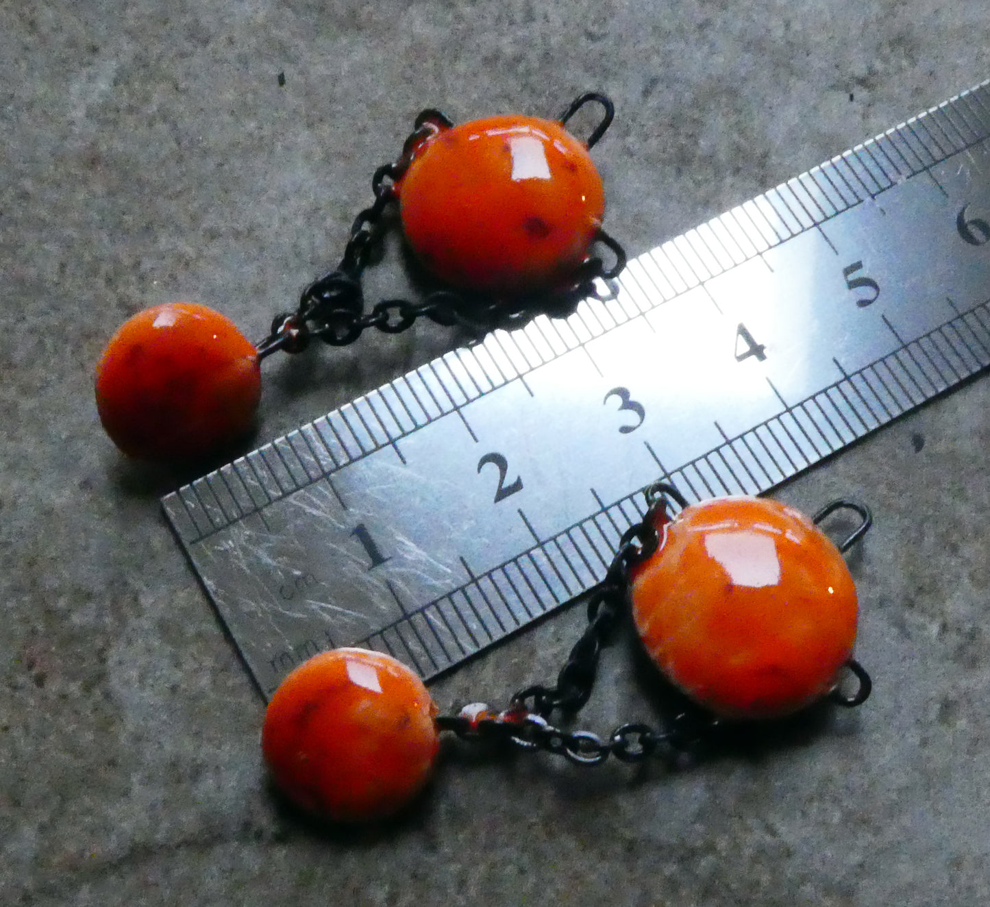 Ceramic Disc Dangles with Chain - Wildfire