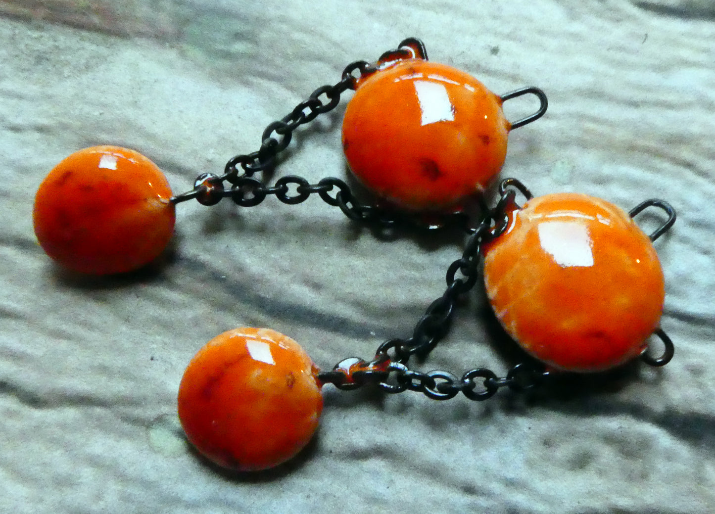 Ceramic Disc Dangles with Chain - Wildfire