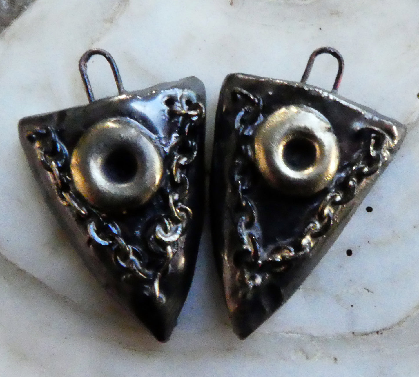 Ceramic Rivet Shields with Chain -Pewter