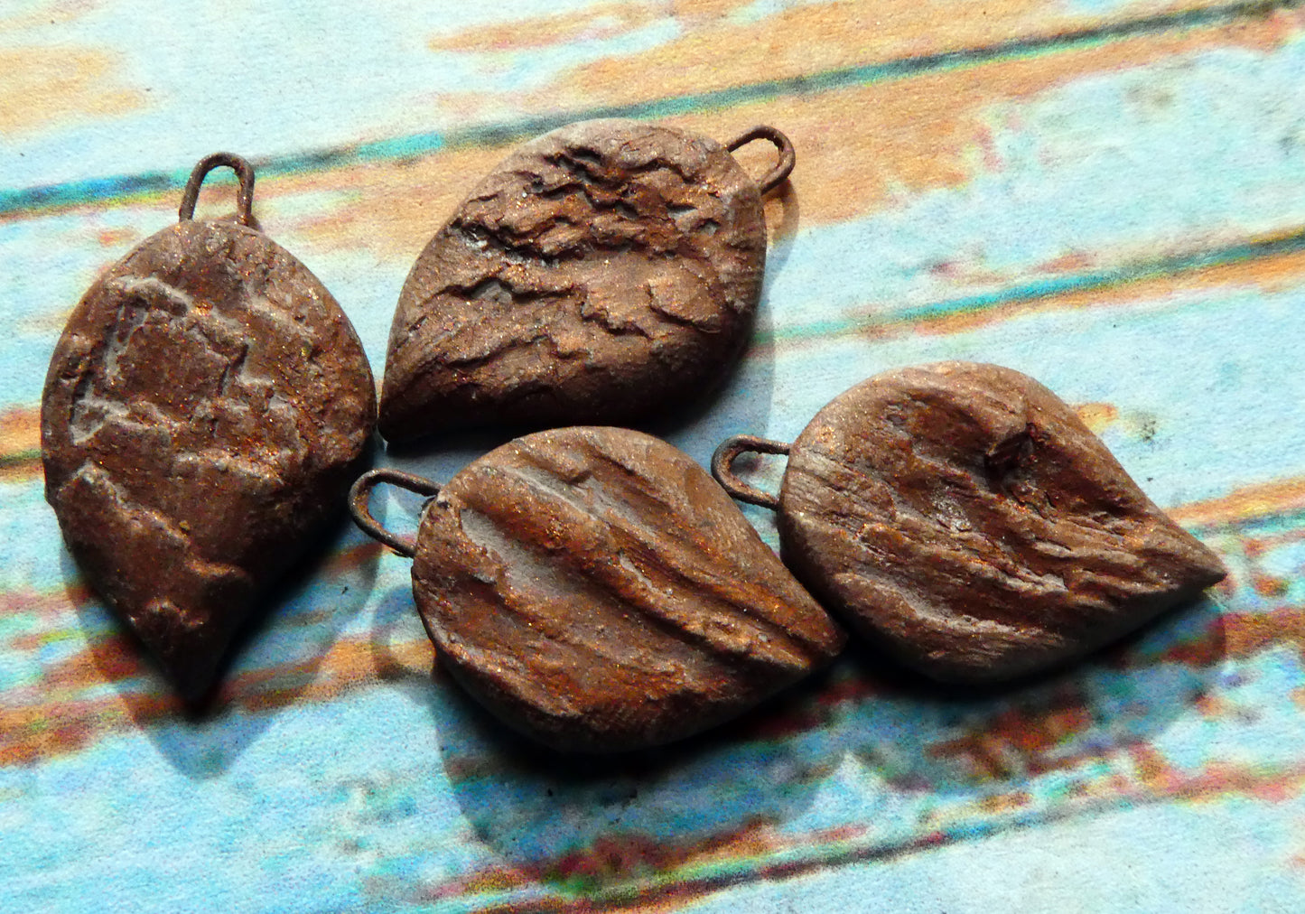 Ceramic Driftwood Textured Drops - Copper