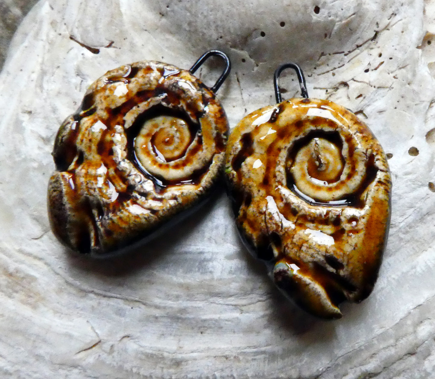 Ceramic Shell Textured Charms -Cognac
