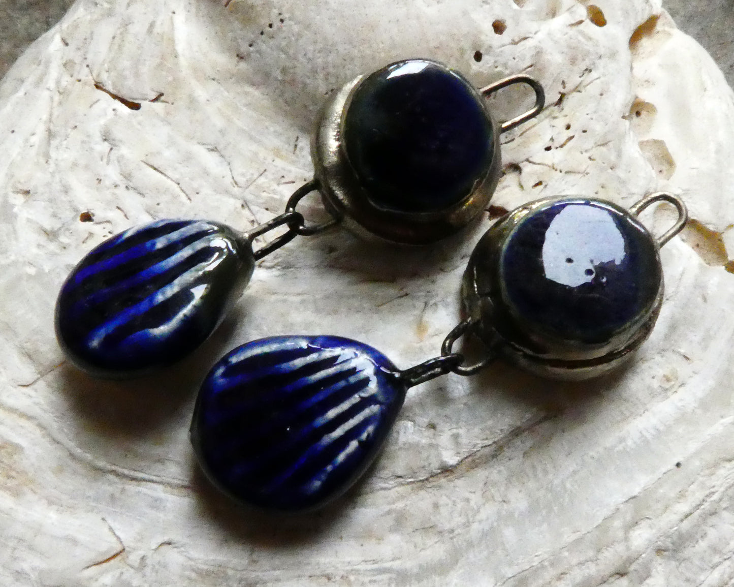 Ceramic Moulded Disc and Shell Dangles - Mirror Blue