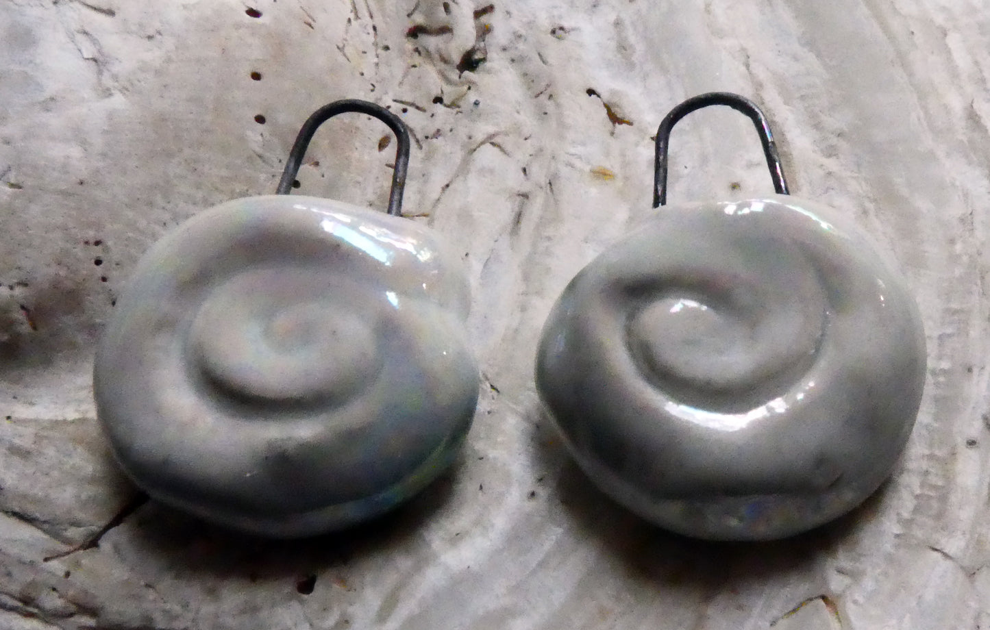 Ceramic Chunky Shell Charms -Pearly White
