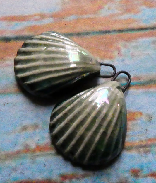 Ceramic Lustrous Shell Charms -Green Tea