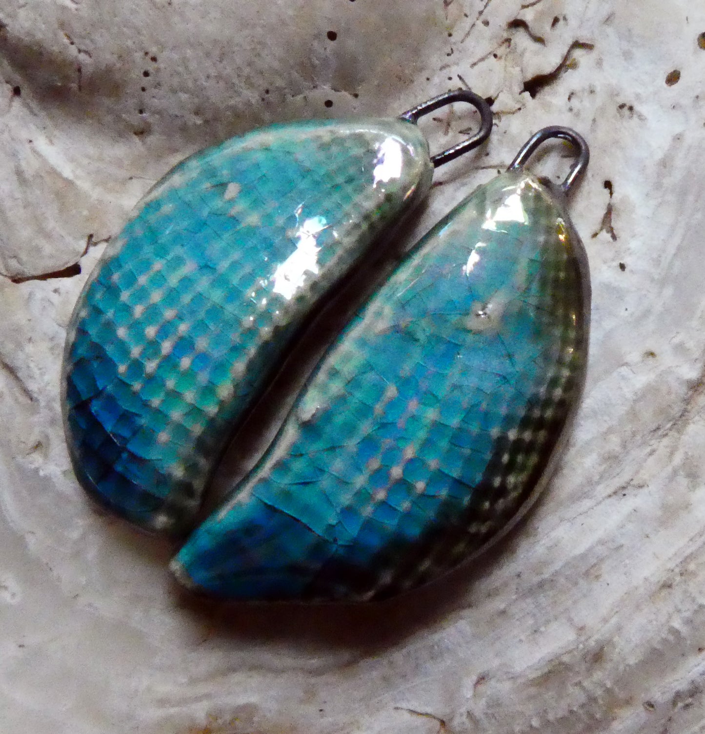 Ceramic Lustrous Shell Slab Charms - Topaz