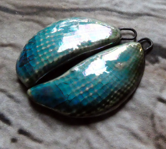 Ceramic Lustrous Shell Slab Charms - Topaz
