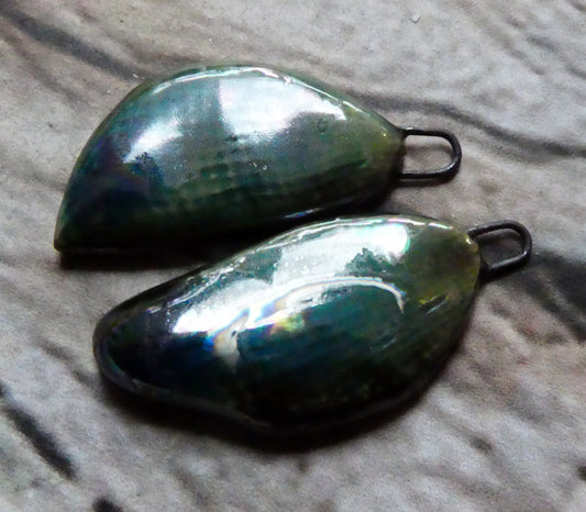 Ceramic Lustrous Shell Slab Charms - Oriental Blue