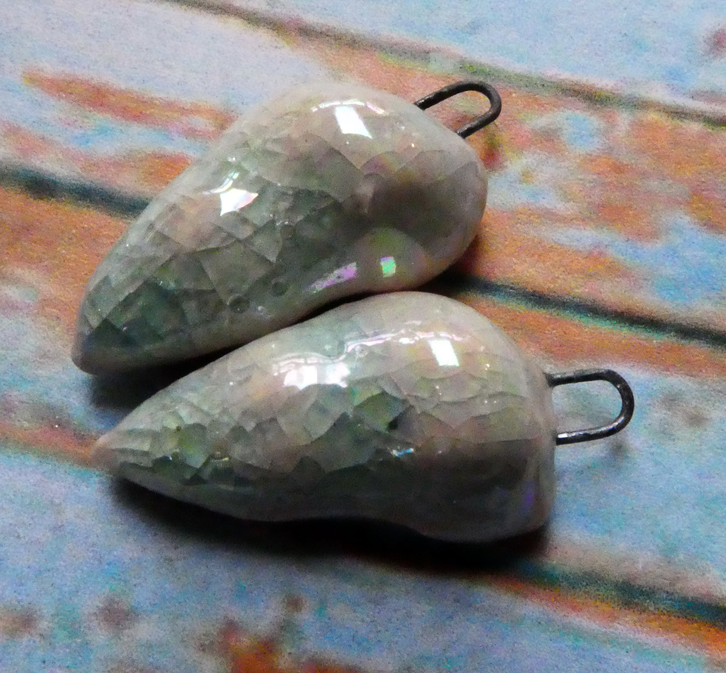 Ceramic Lustrous Conical Shell Charms -Orchid