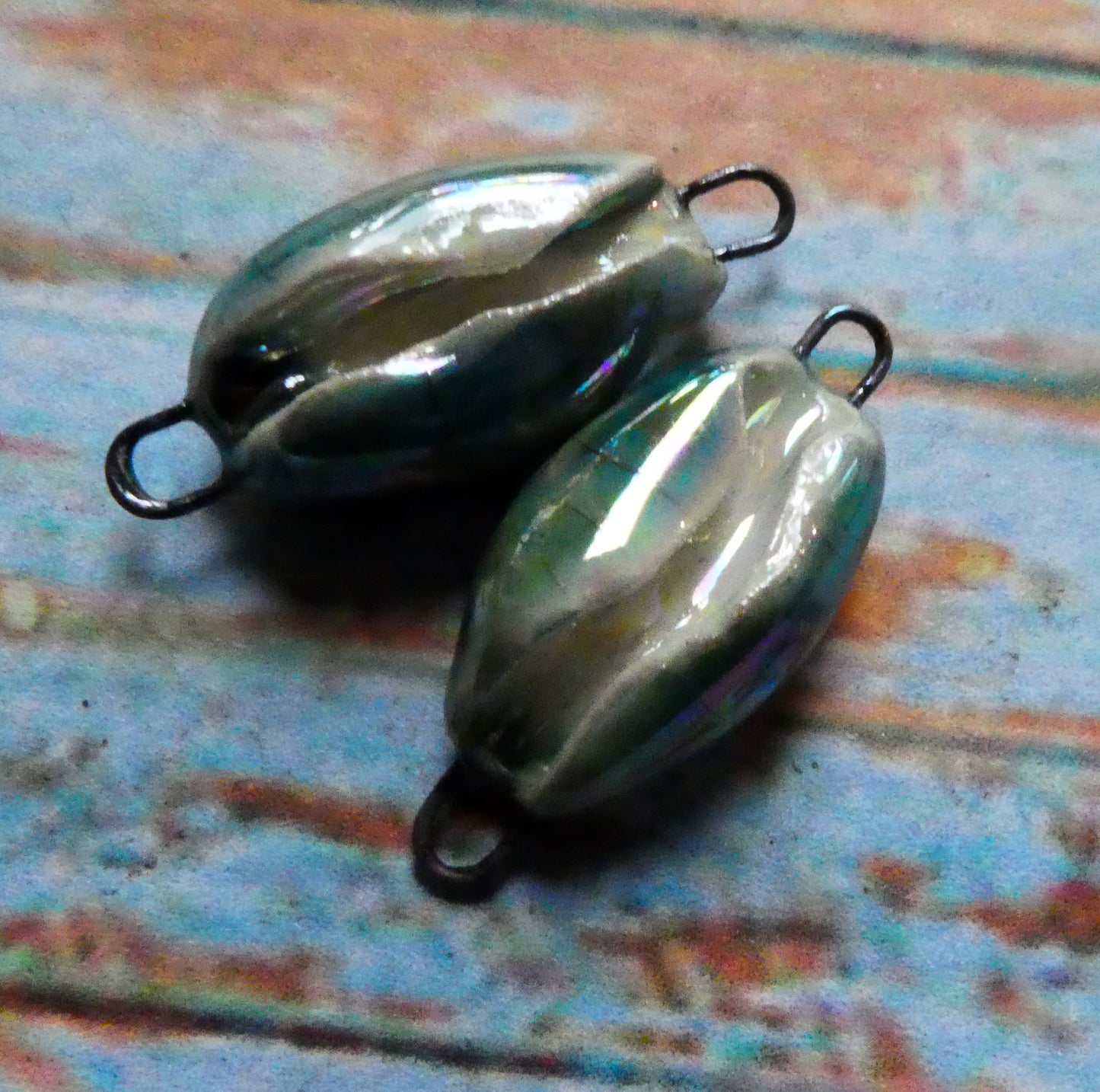 Ceramic Lustrous Cowrie Shell Connectors - Oriental Blue