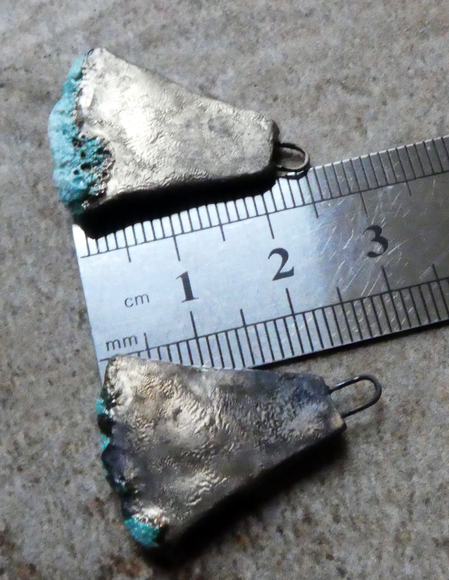 Ceramic Silvery Surfy Wave Textured Charms - Taunton Turquoise