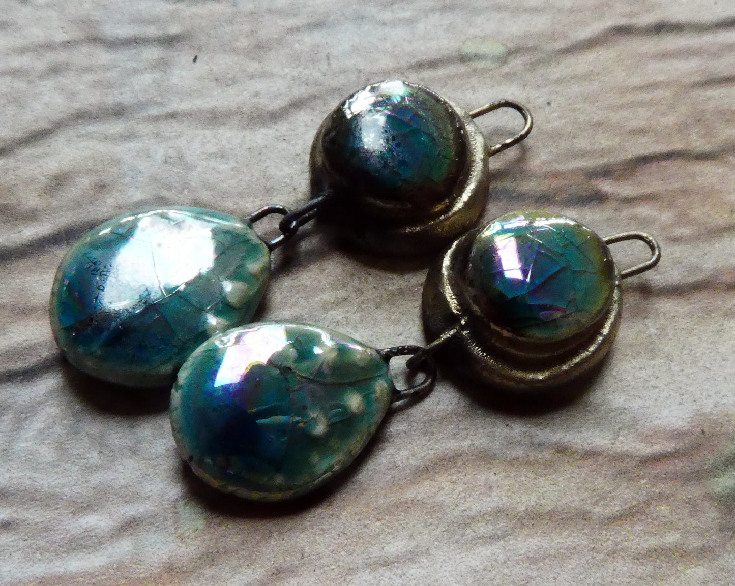 Ceramic Lustrous Moulded Disc and Urchin Dangles - Oriental Blue