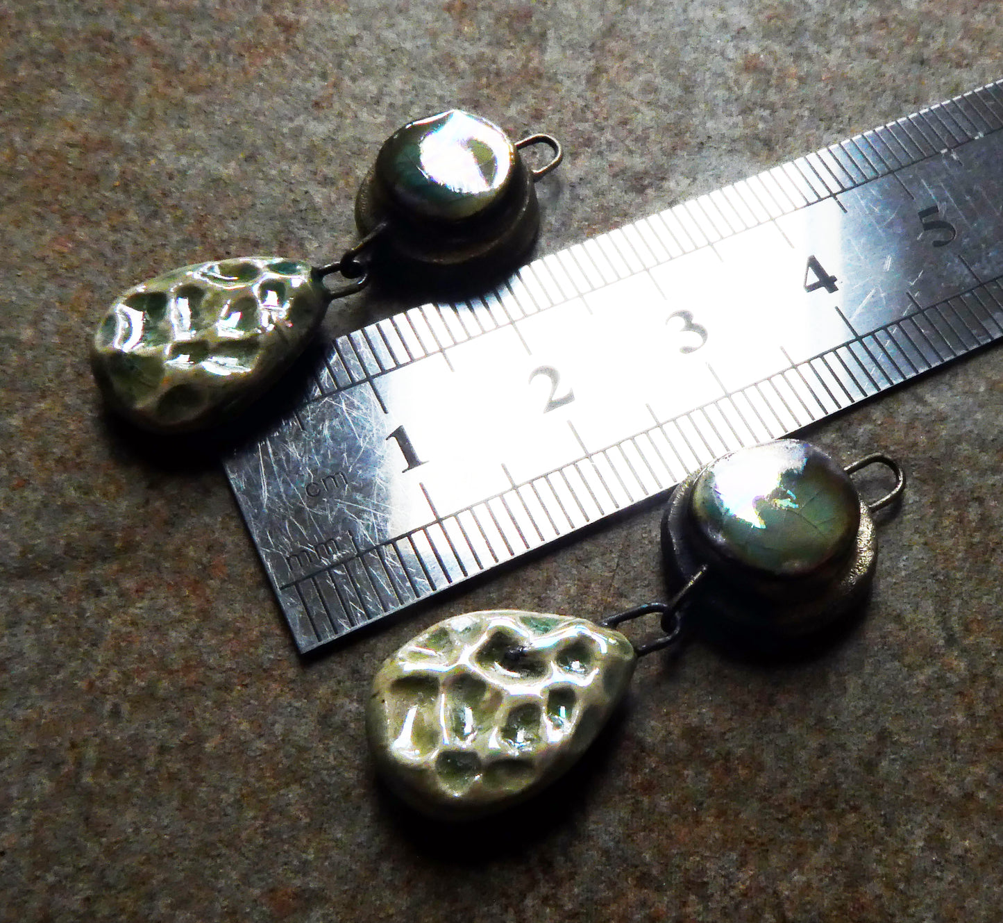 Ceramic Lustrous Moulded Disc and Seastone Dangles - Green Tea