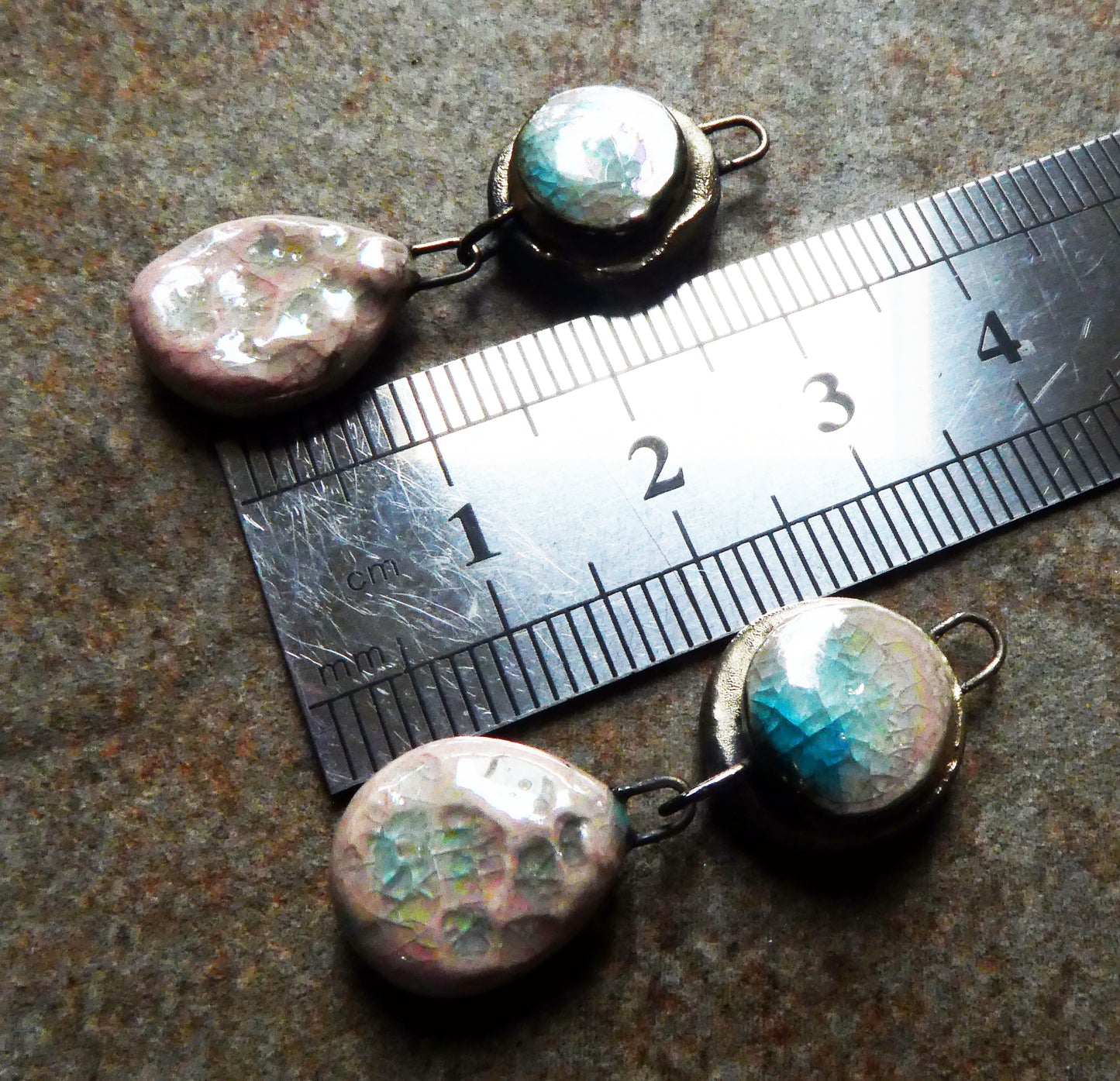 Ceramic Lustrous Moulded Disc and Seastone Dangles - Orchid