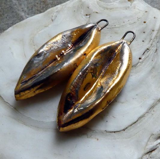Ceramic Lustrous Leaf Charms - Gold