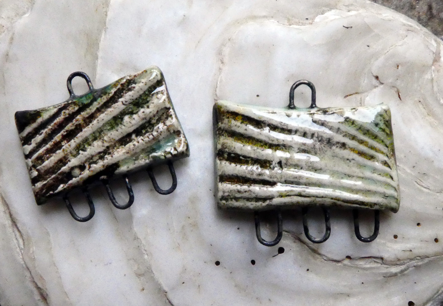 Ceramic Shell Textured Oblong Connectors - Green Tea