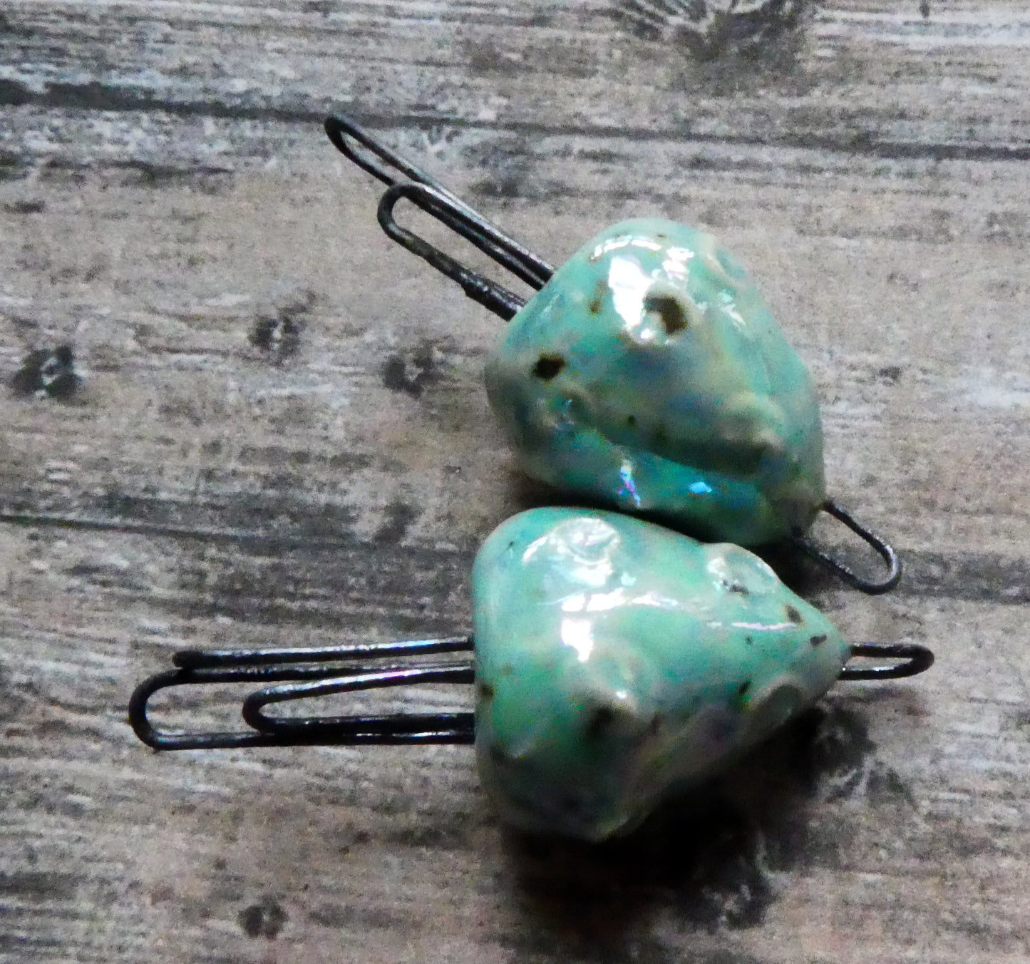 Ceramic Lustrous Sea Creature Earring Connectors - Blue Guppy