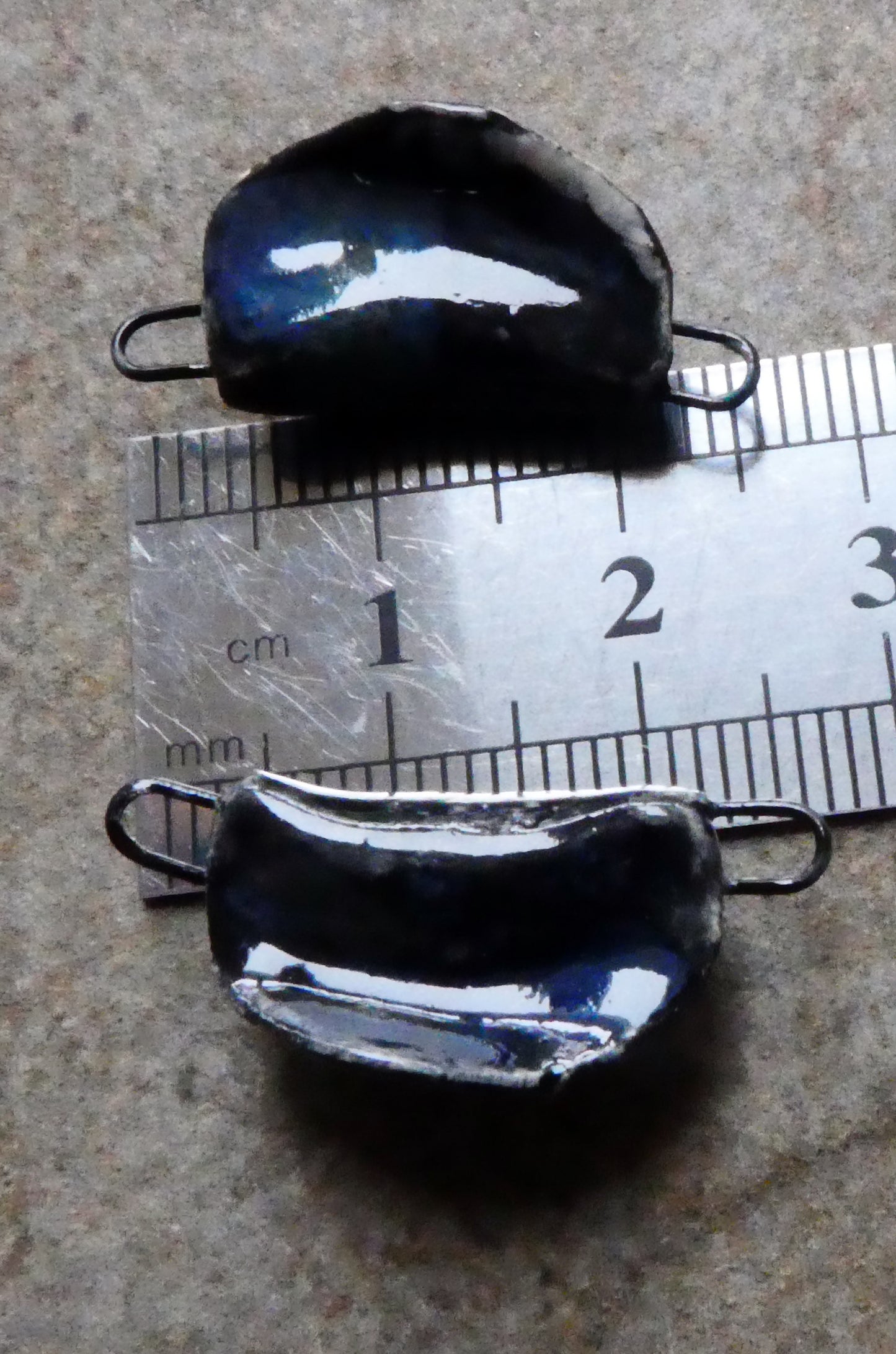 Ceramic Lustrous Black-Lipped Shell Earring Connectors - Obsidian