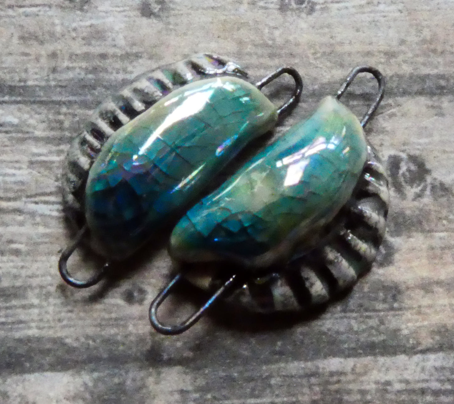 Ceramic Lustrous Black-Lipped Shell Earring Connectors - Oriental Blue