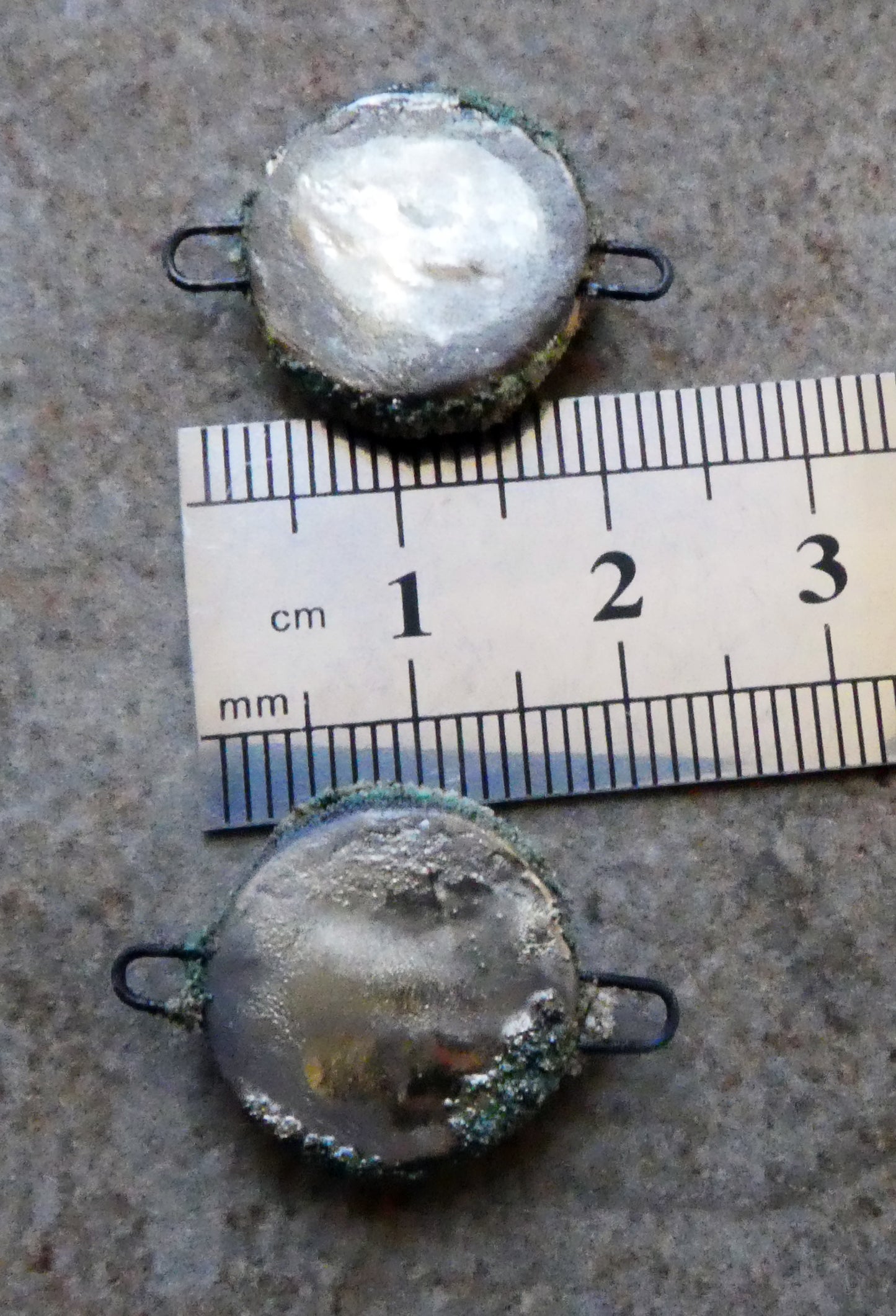 Ceramic Sandy Ammonite Connectors- Lime