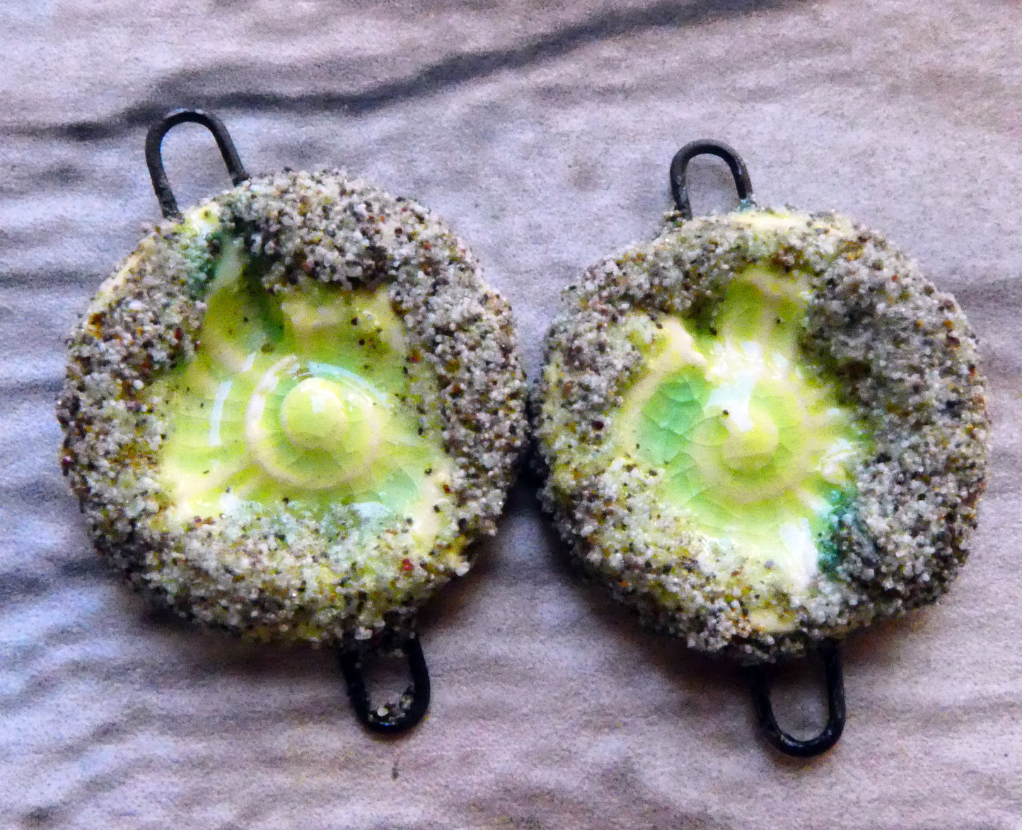 Ceramic Sandy Ammonite Connectors- Lime