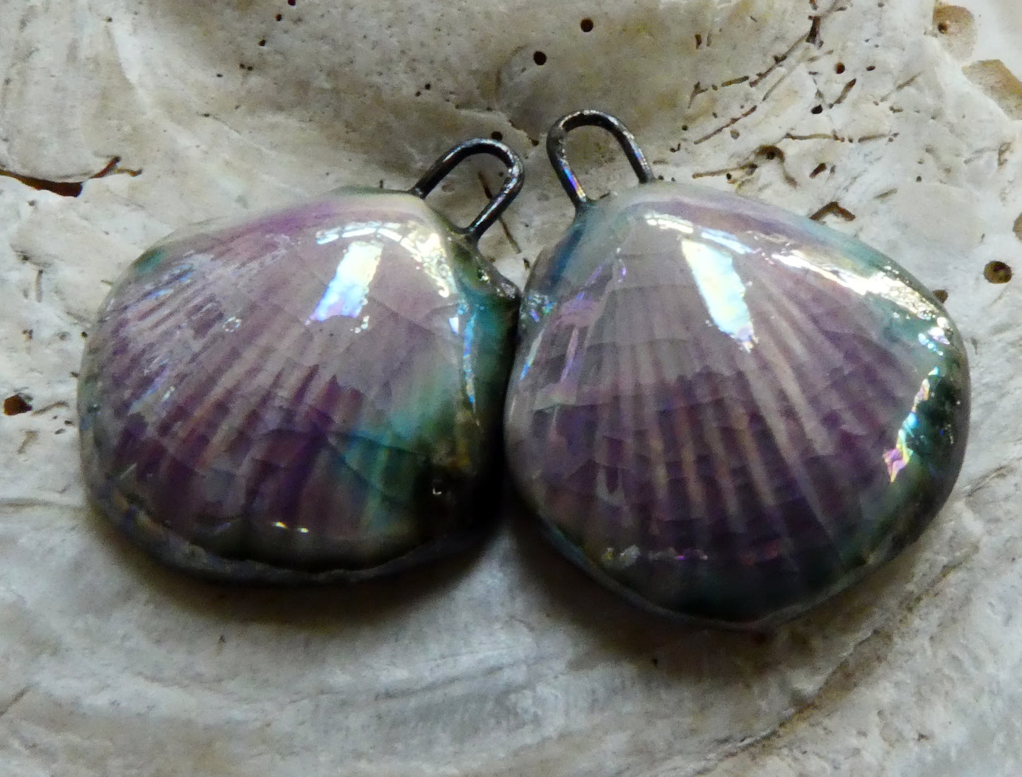 Ceramic Lustrous Scallop Shell Charms -Amethyst