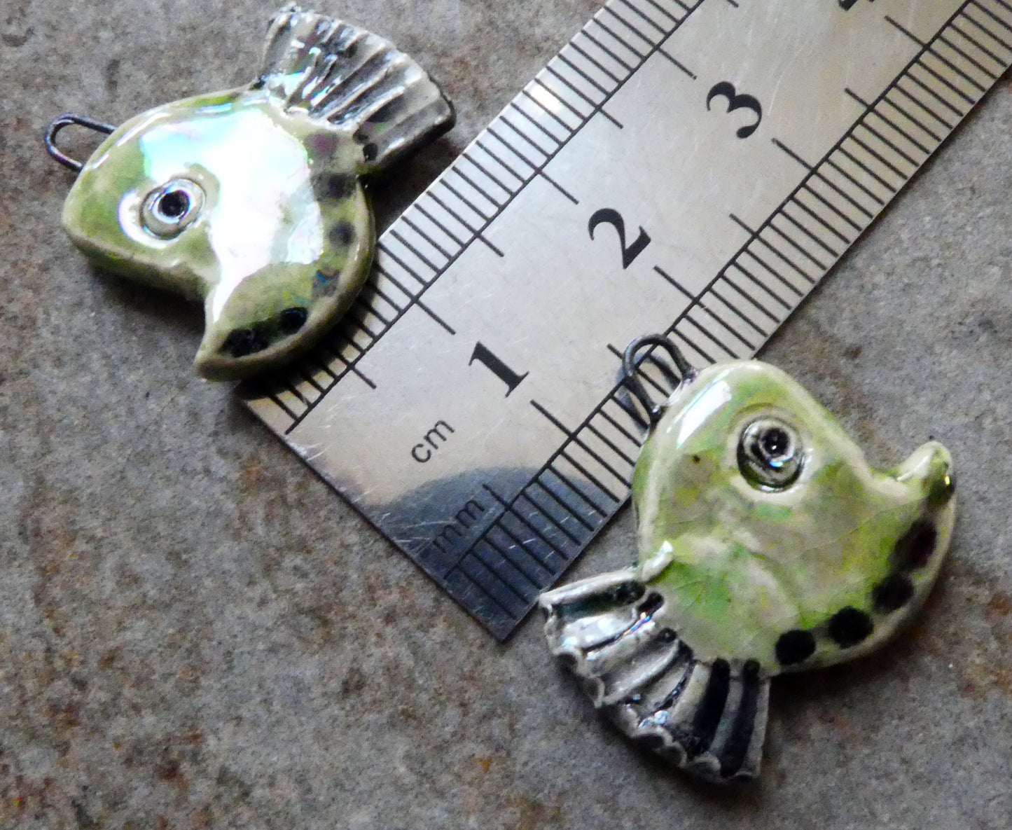 Ceramic Lustrous Curly Nose Fish Earring Charms - Green Crackle