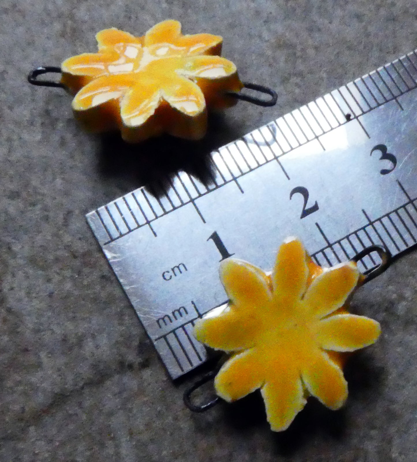 Ceramic Little Flower Earring Connectors - Yellow